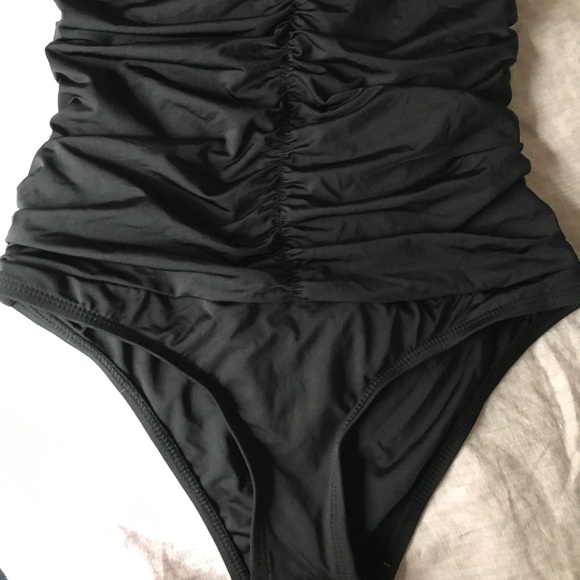 Mäio Halter Swimsuit -similar to Miracle Suit - Picture 4 of 6